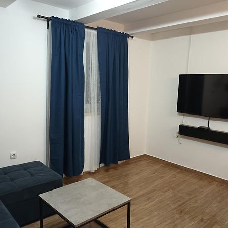 Apartment Jazbina Pula Buitenkant foto